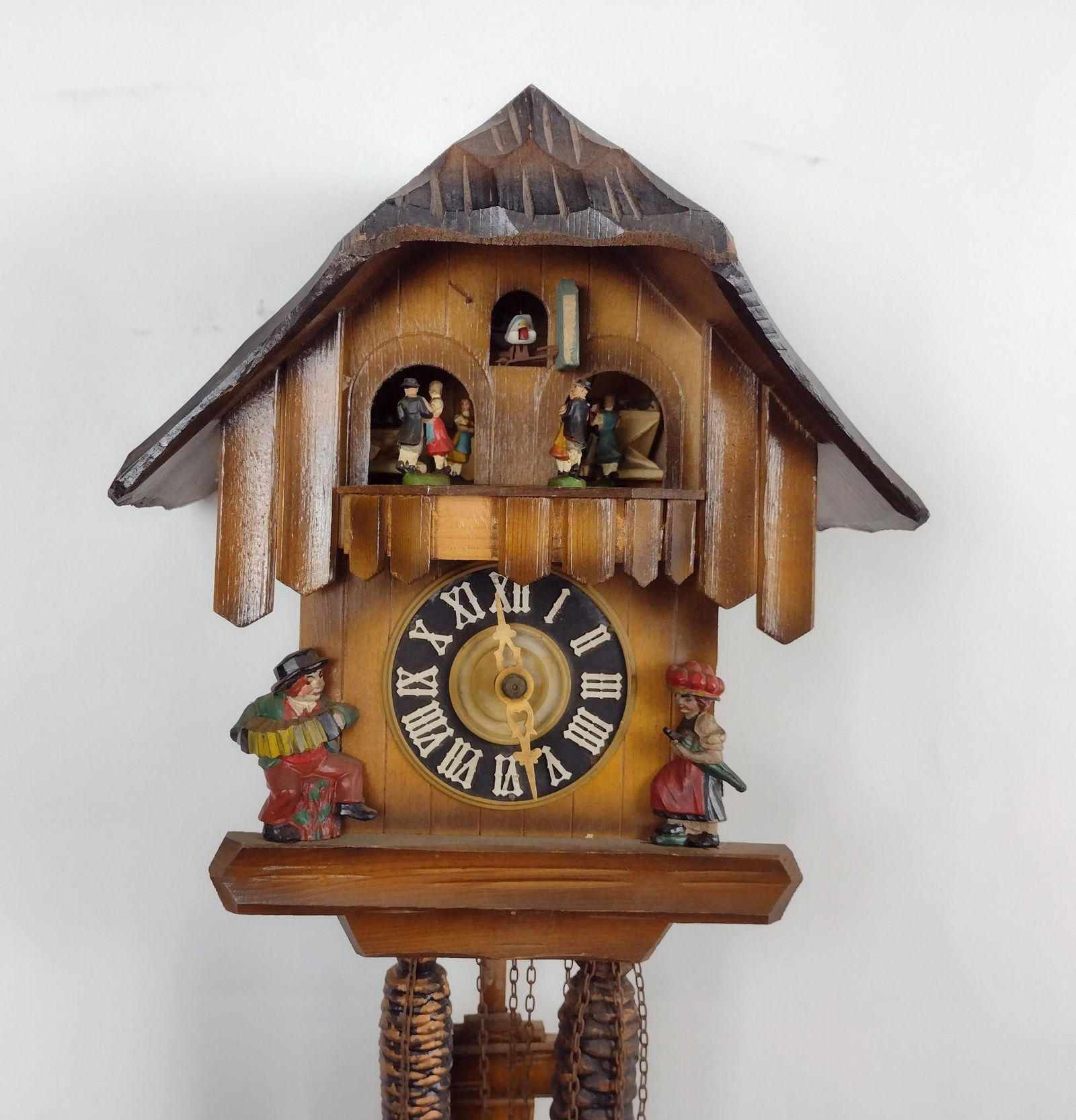 Cuckoo Wall Clock (1 of 4)