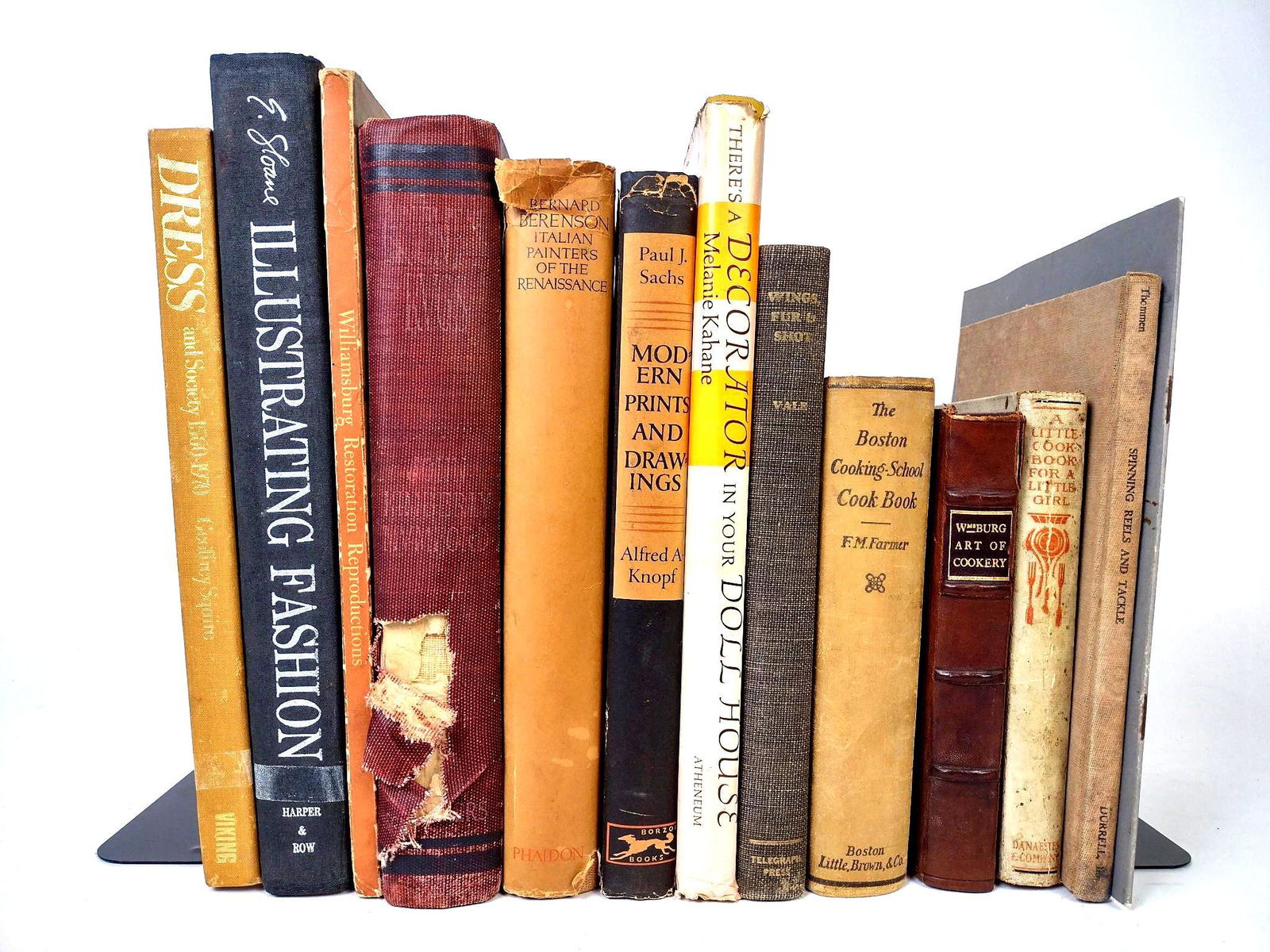 13 Assorted Books On Fashion, Cooking & Household (1 of 20)