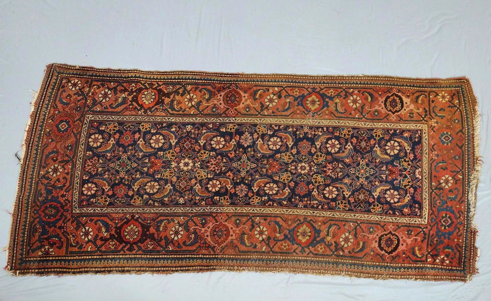Kashan Area Rug (1 of 4)