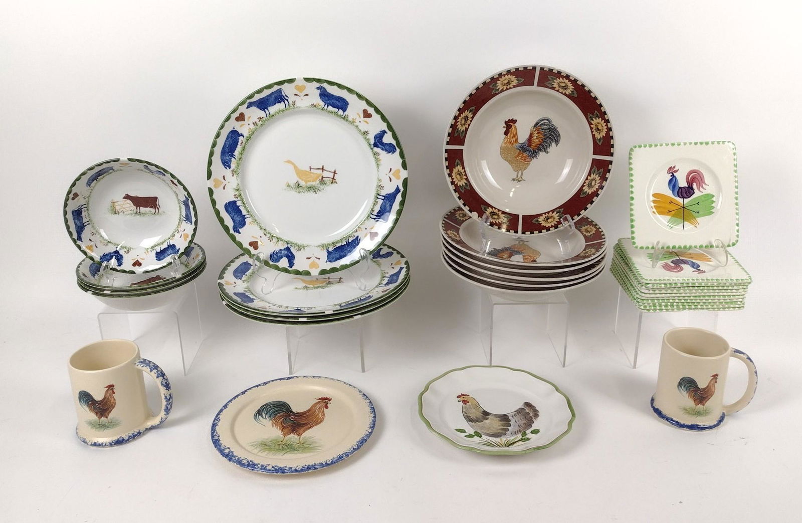29 Pcs Farm Animal Dinnerware incl Sofal (1 of 6)