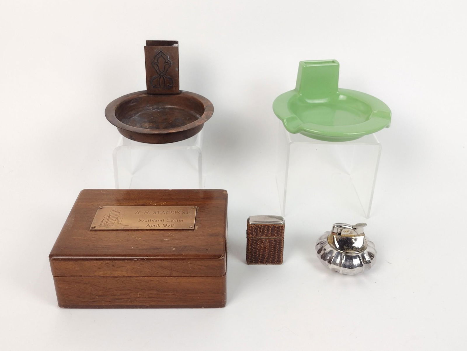 5 Smoking Articles incl Lighters (1 of 6)