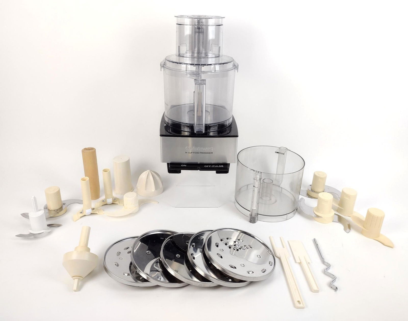 Cuisinart 14 Cup Food Processor (1 of 3)