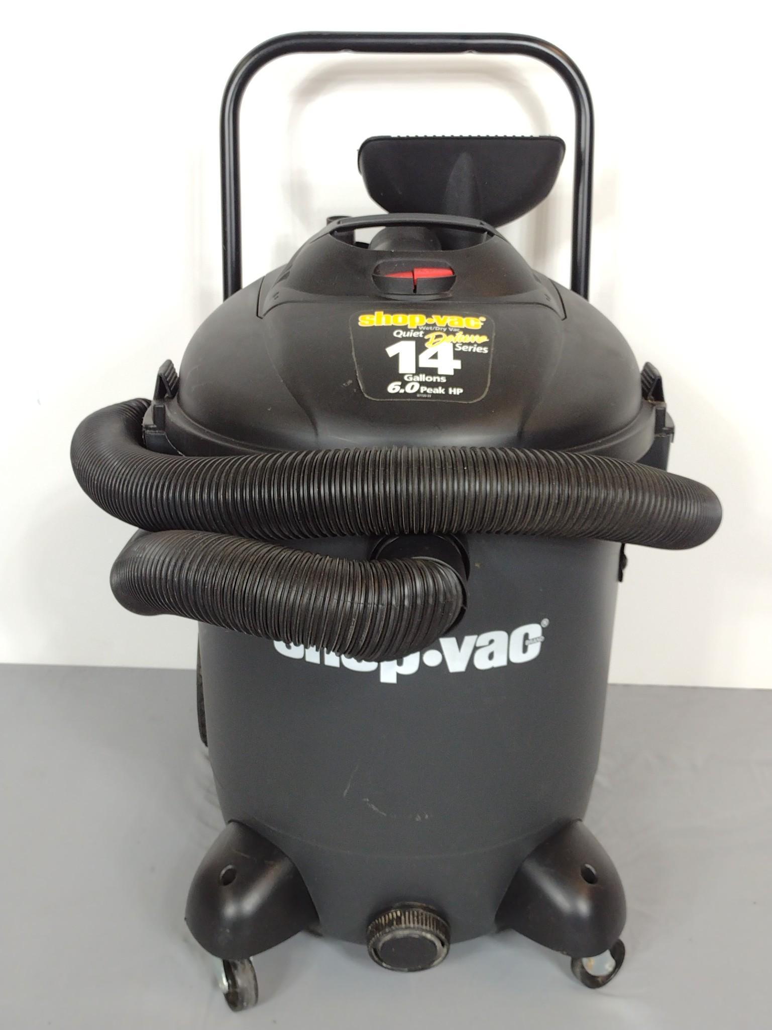 Shop-Vac Deluxe Wet/Dry Vac (1 of 5)