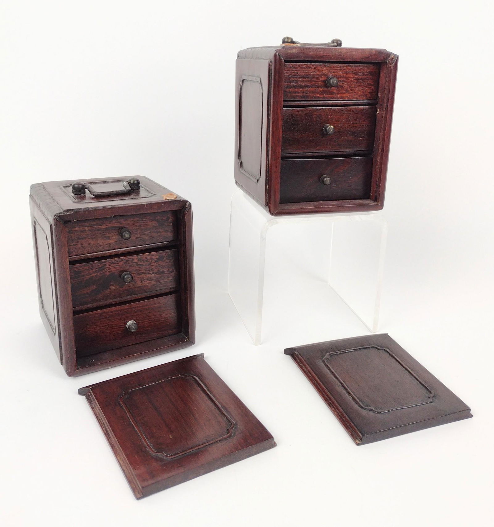 2 Chinese Vanity Boxes (1 of 8)