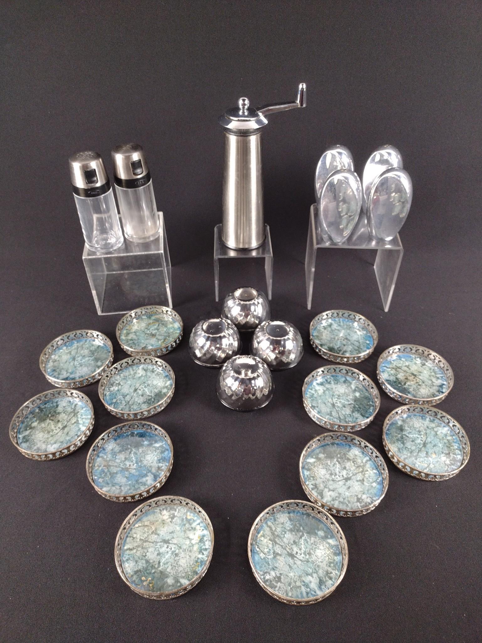 23 Pcs Modern Tableware Incl Salt & Peppers (1 of 10)