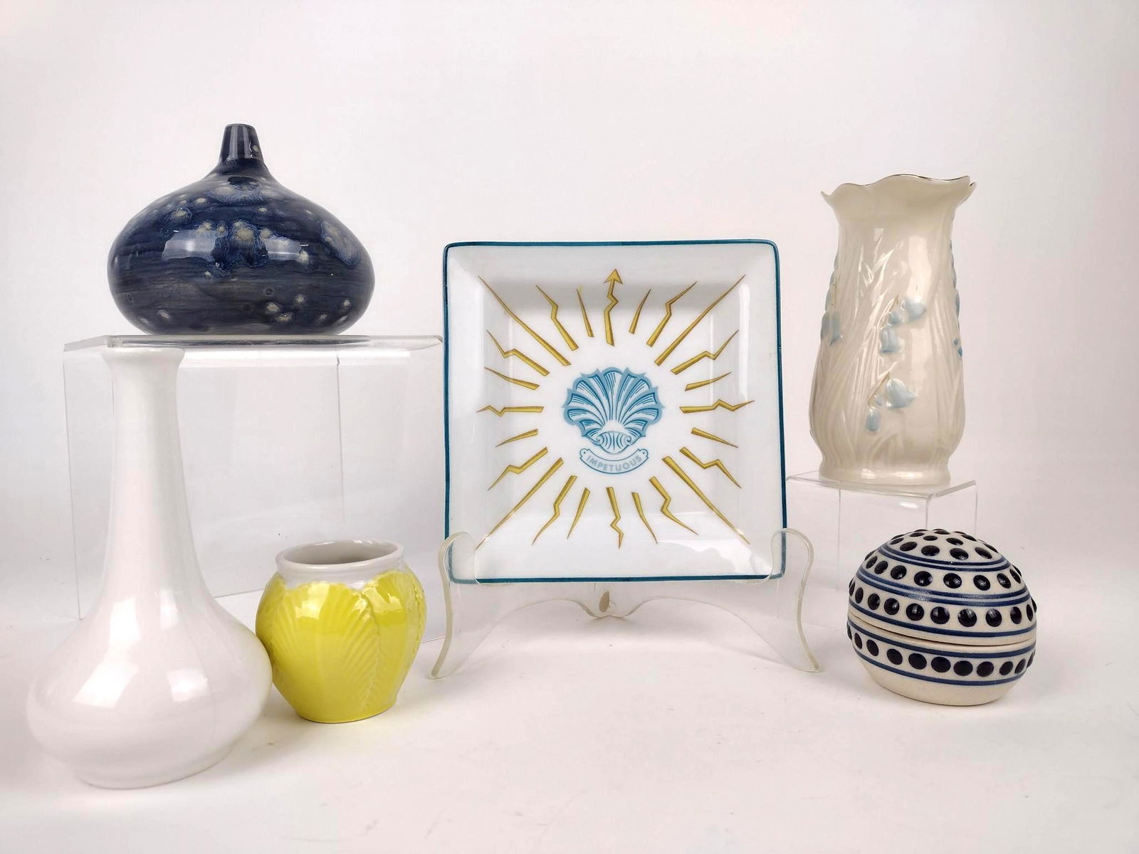 4 Pcs. Ceramics & Porcelain Incl. Bellek (1 of 14)