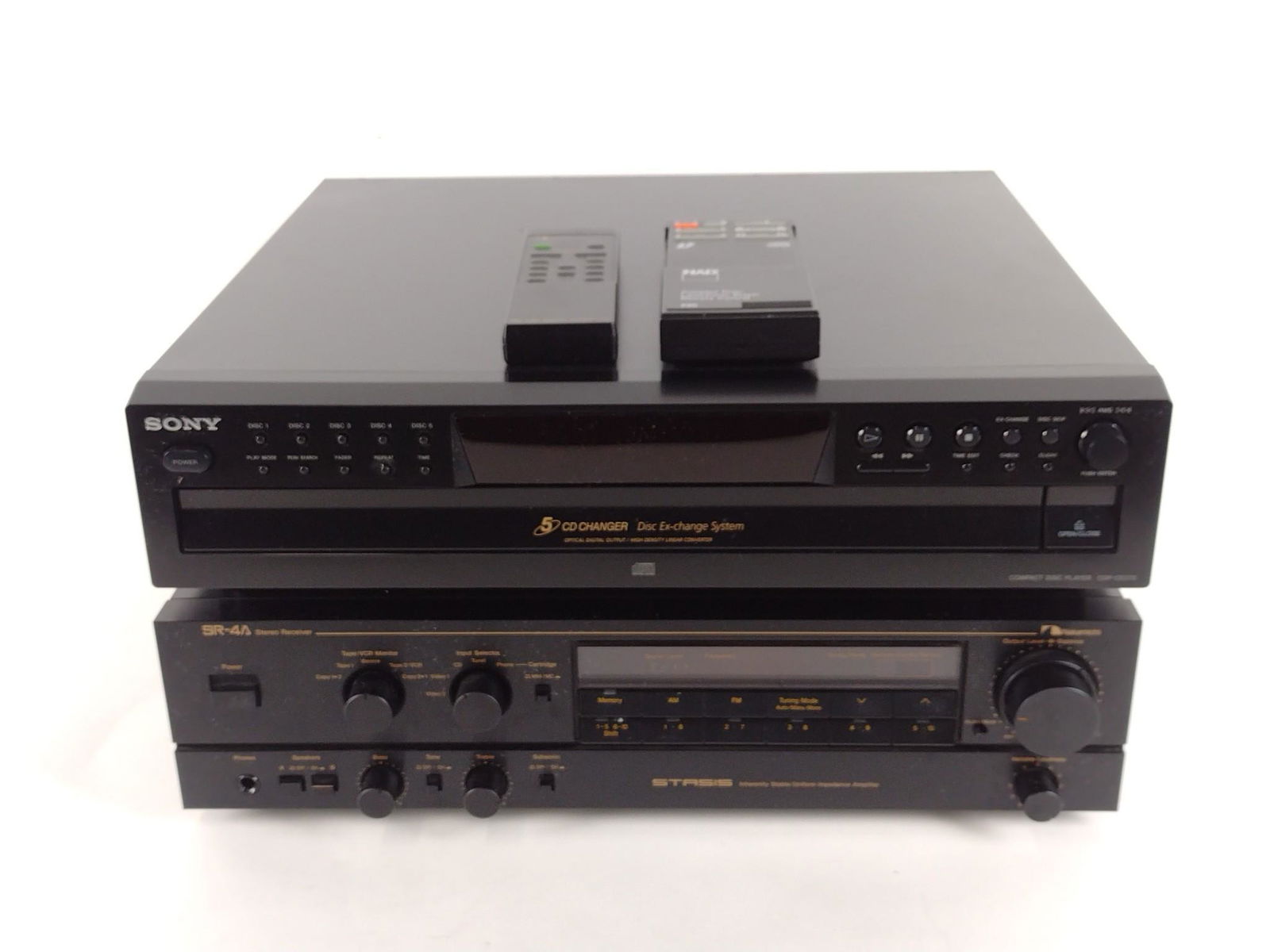 Sony 5 Disc Changer & Stasis Stereo Receiver (1 of 3)