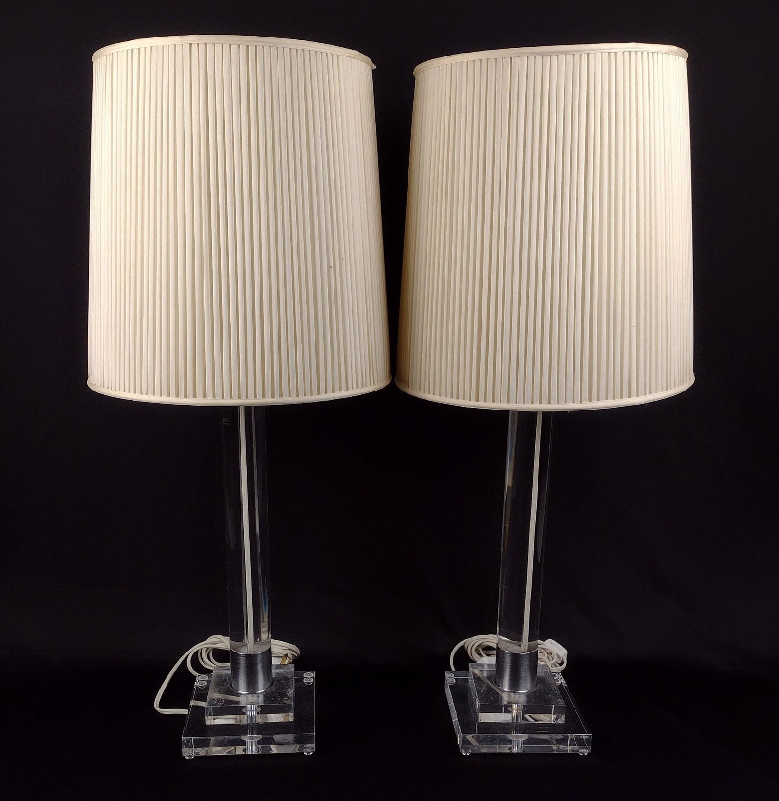 2 Lucite Table Lamps (1 of 2)