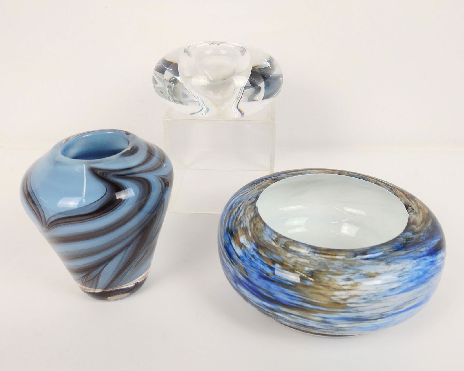 Three Pcs Art Glass Incl Hoya (1 of 10)