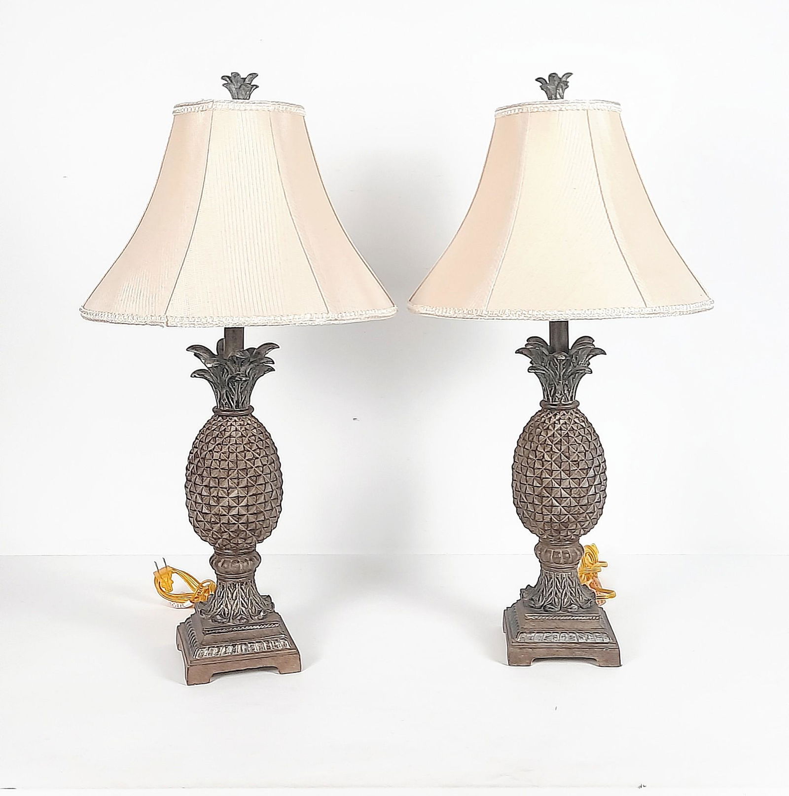 Pr. Pineapple Table Lamps (1 of 1)