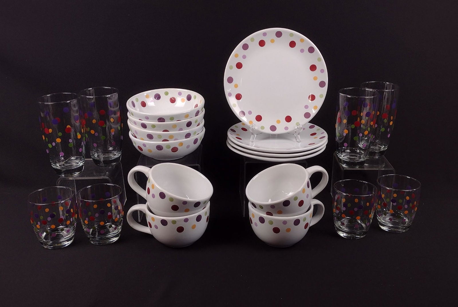 20 Pcs Simple Additions by Pampered Chef Dinnerware (1 of 2)