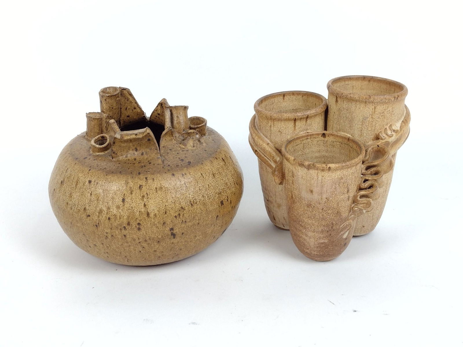 2 Pcs Studio Pottery (1 of 3)