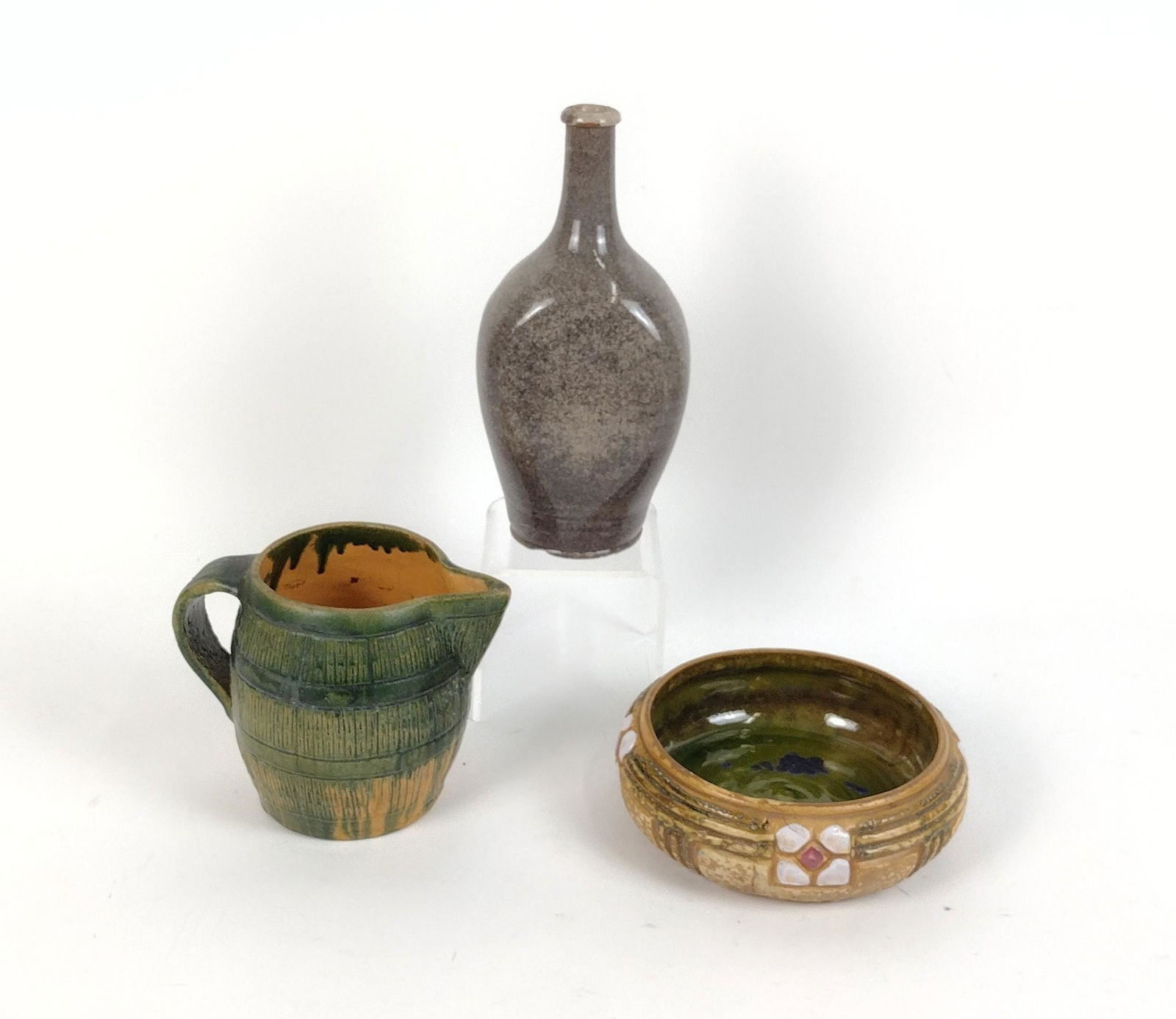 3 Ceramics incl Roseville Mostique Dish (1 of 4)