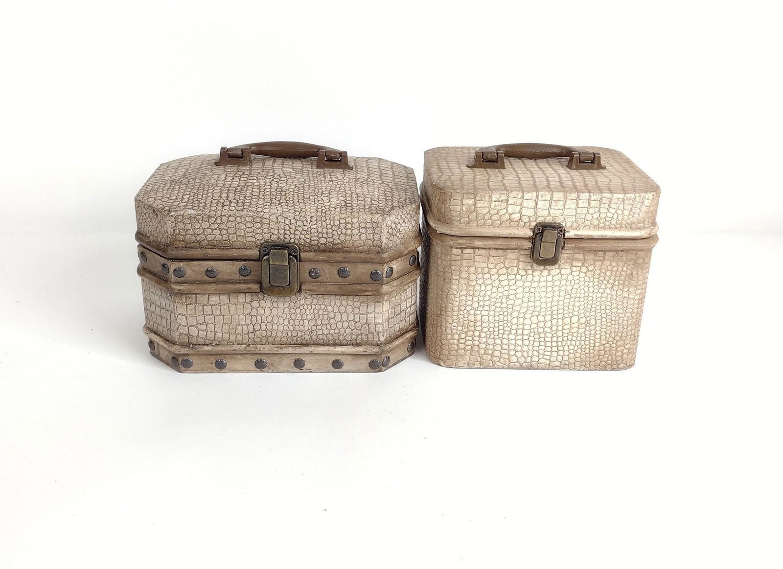 2 Decorative Boxes: Made of wood. 7-3/4" to 9-3/4" wide X 6" to 7" deep X 6" to 6-3/4" high. MEG IMPORTANT: Before bidding, please read the terms and conditions. When you registered for the auction you agreed to these te