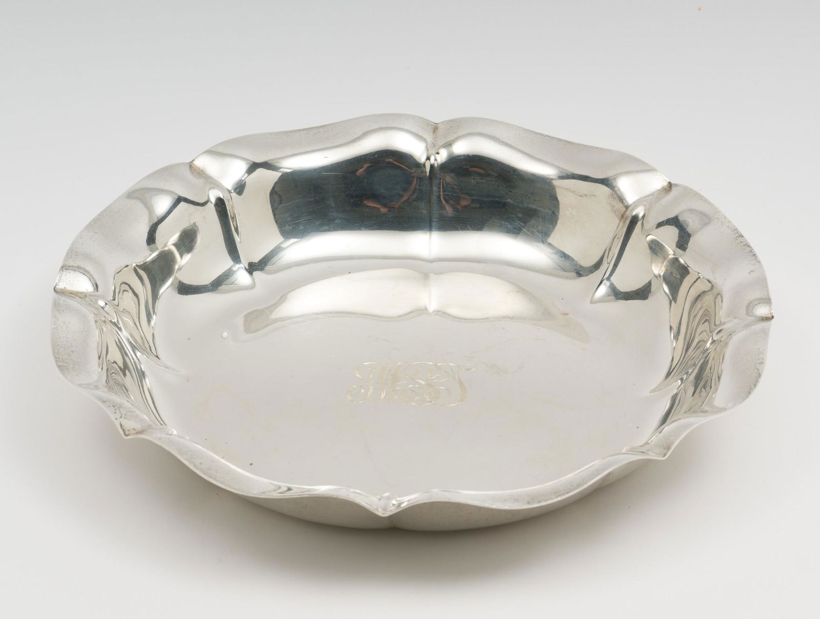 Reed & Barton Salem Sterling Bowl (1 of 4)