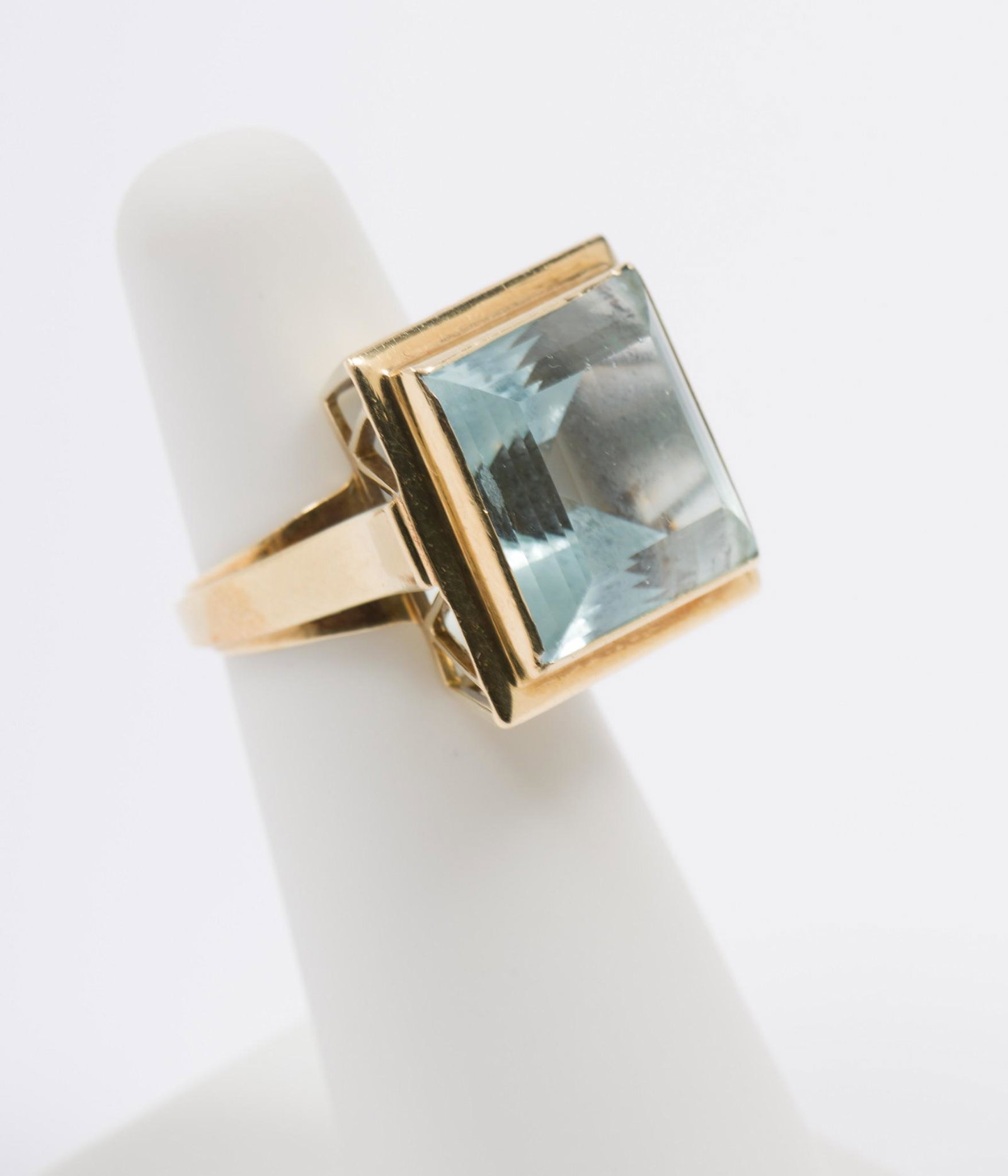 14K Gold & 14.4 Ct Aquamarine Ring (1 of 4)