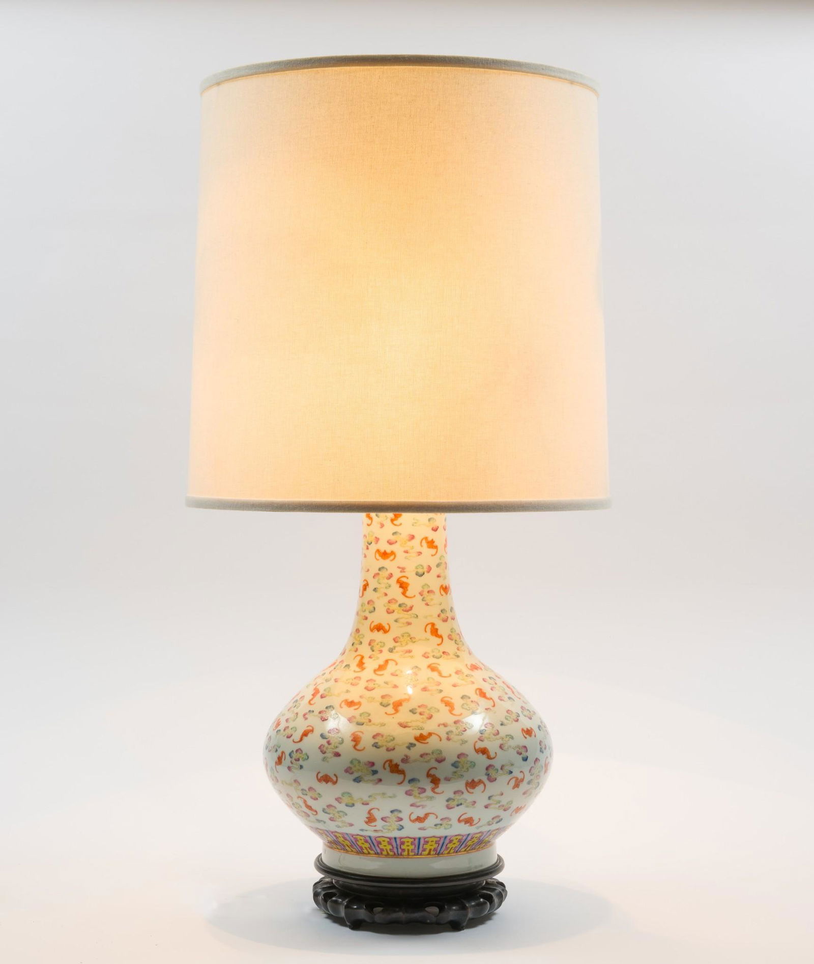 Famille Rose "Bats" Vase Mounted as Lamp (1 of 13)