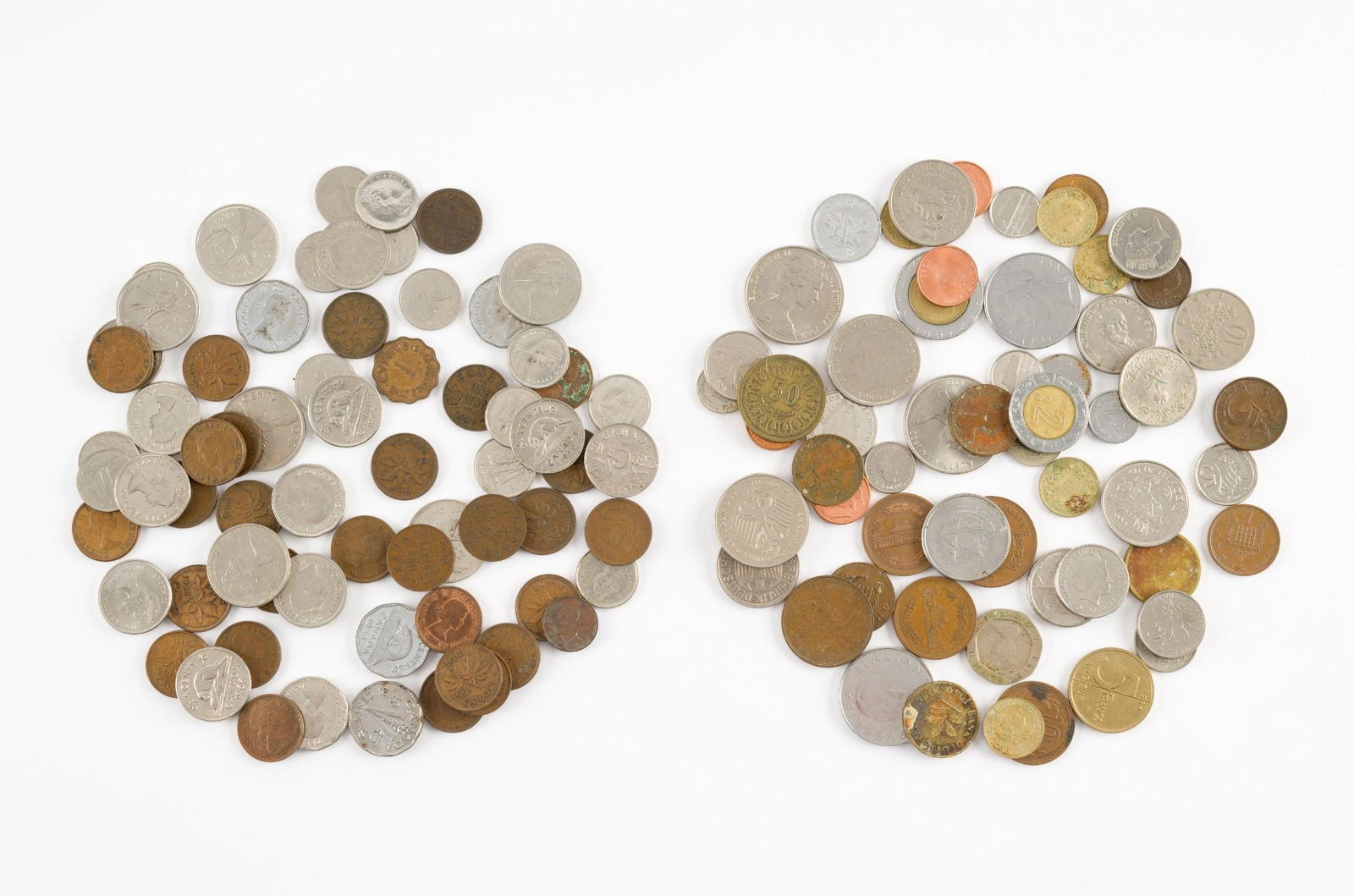 100+ Assorted World Coins (1 of 3)