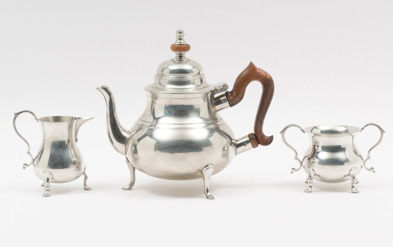 3 Pc. Williamsburg Stieff Tea Set (1 of 8)