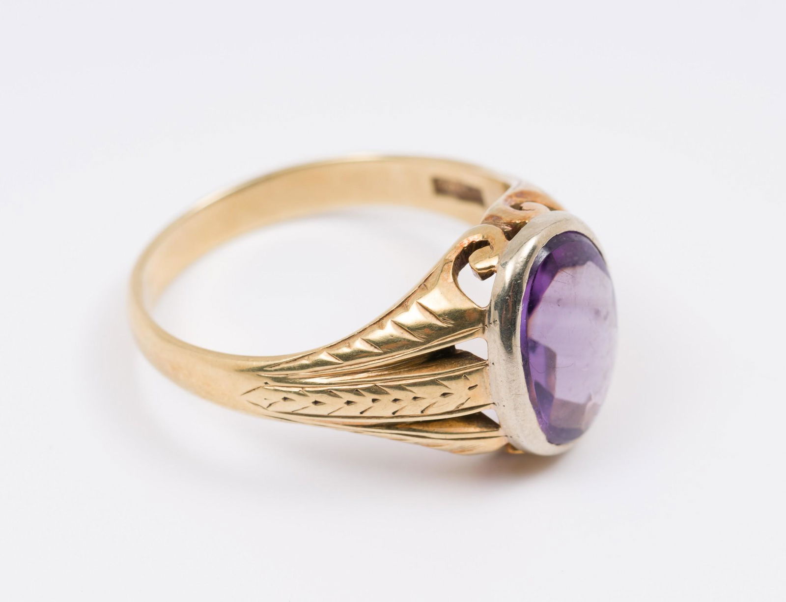 14K Gold & Amethyst Ring (1 of 4)