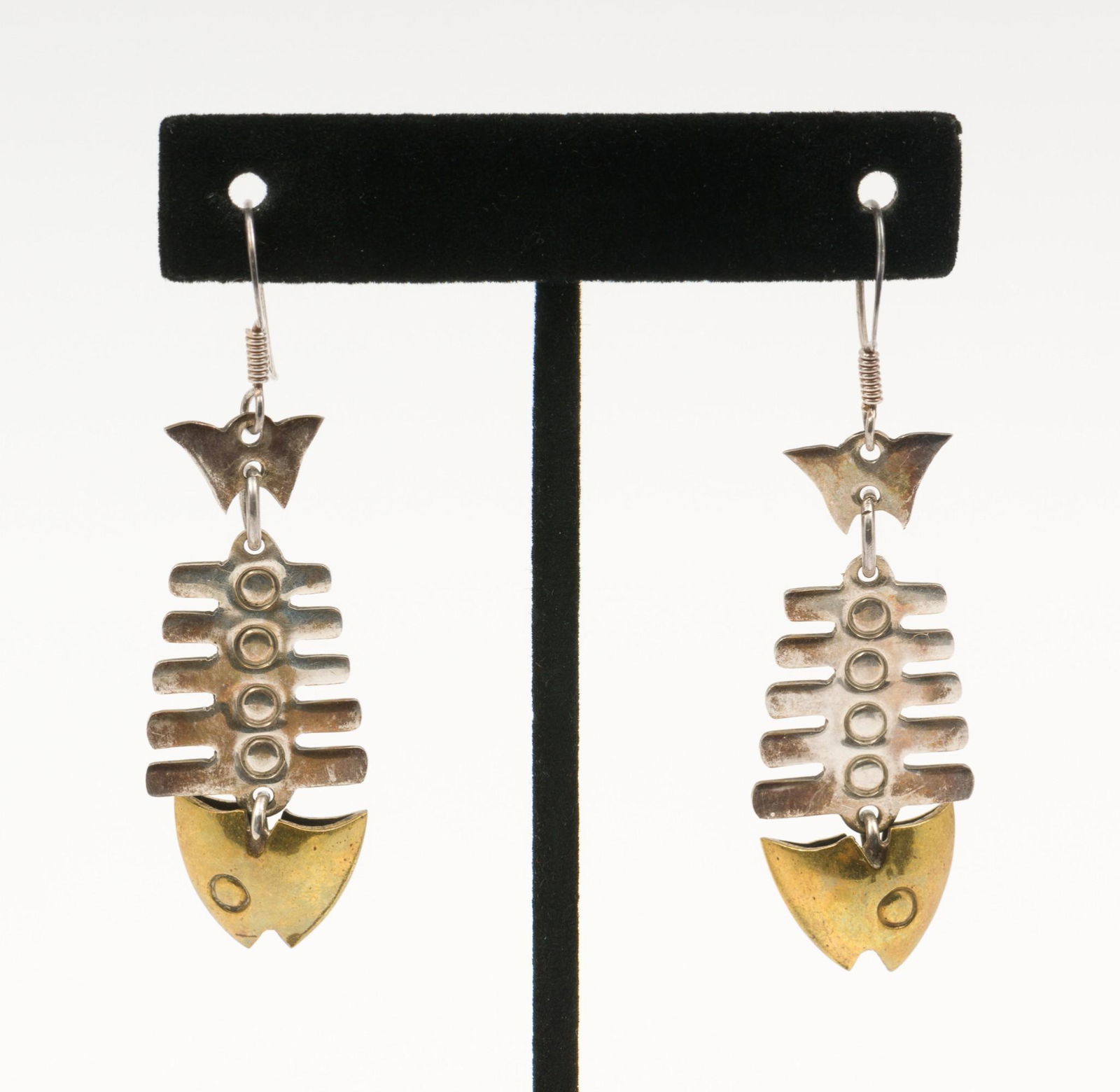 Vintage Taxco Laton Articulated Fish Earrings (1 of 3)