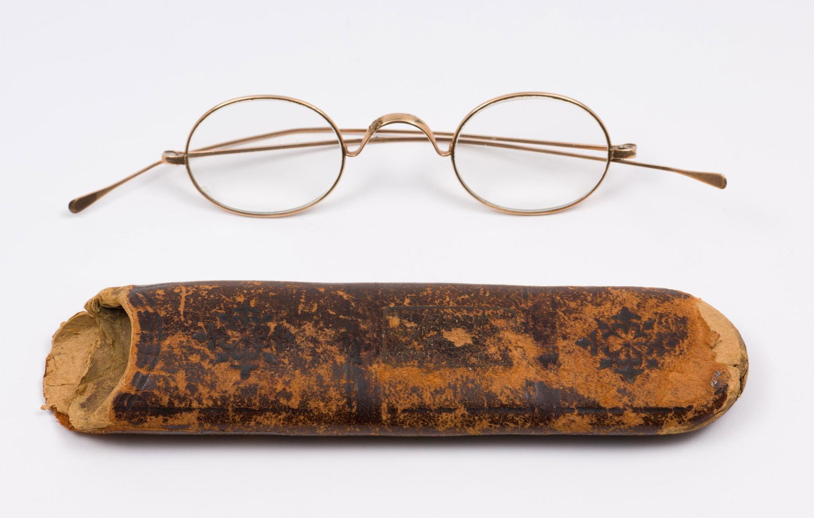 Pr. Antique 14k Glasses w/ Case (1 of 5)