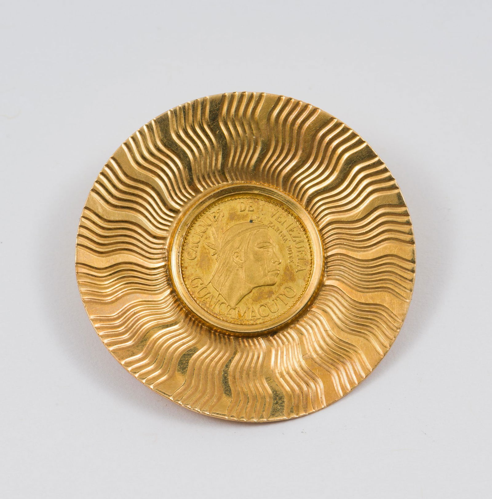18k Gold Coin Brooch (1 of 3)