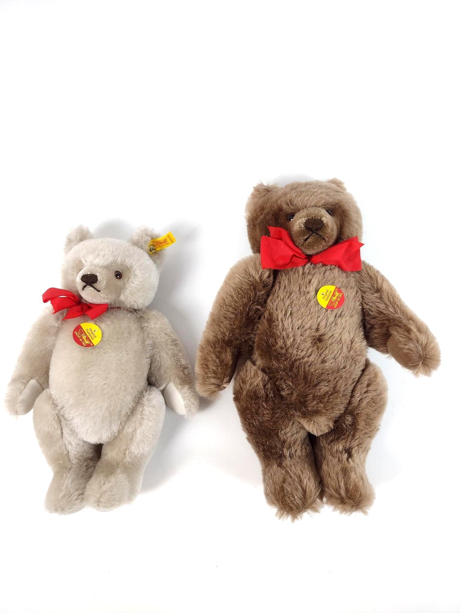 2 Steiff Bears with Tags (1 of 4)