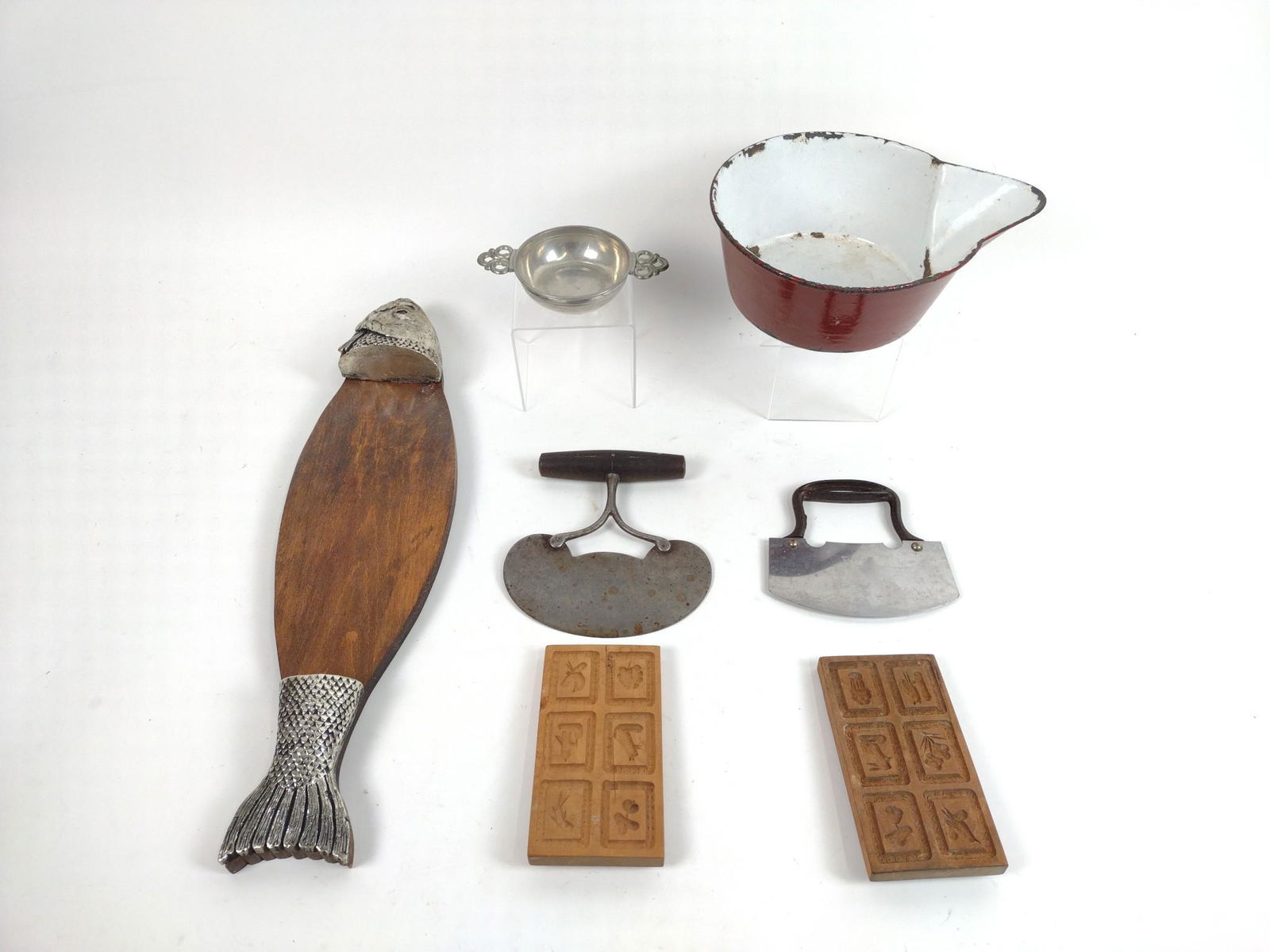 7 Kitchenware Pieces (1 of 1)