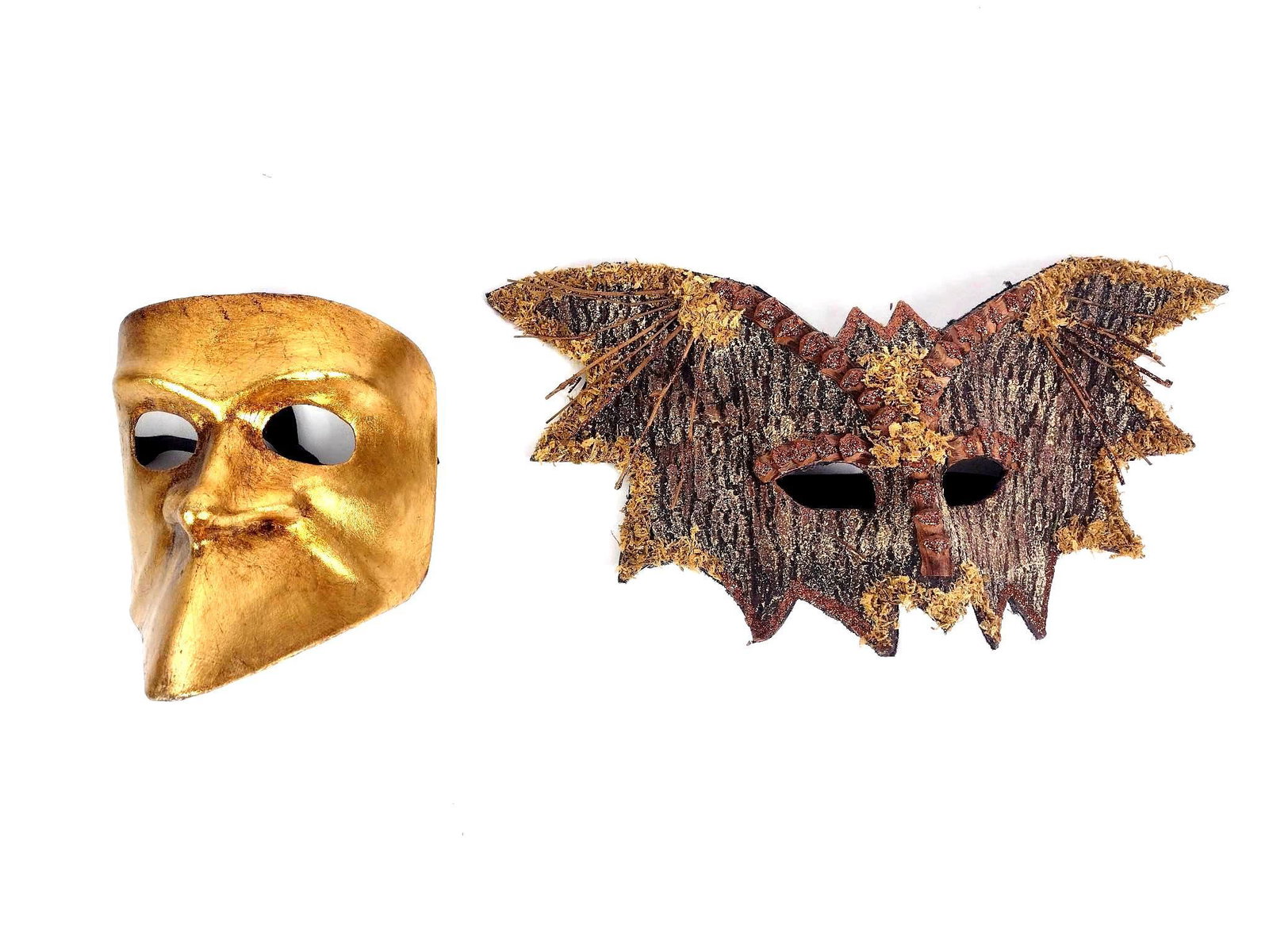 2 Face Masks incl Bat: Both unsigned. 6-1/4" to 16-3/4" wide X 7" to 8-1/2" high. EL From the estate of Robert Harman. IMPORTANT: Before bidding, please read the terms and conditions. When you registered for the auction you