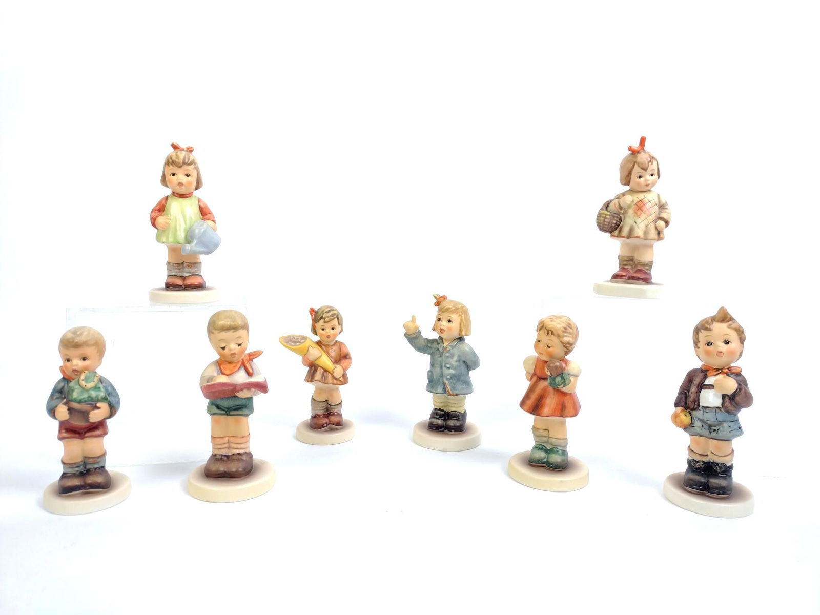 8 Hummel Figurines Incl Honor Student (1 of 9)