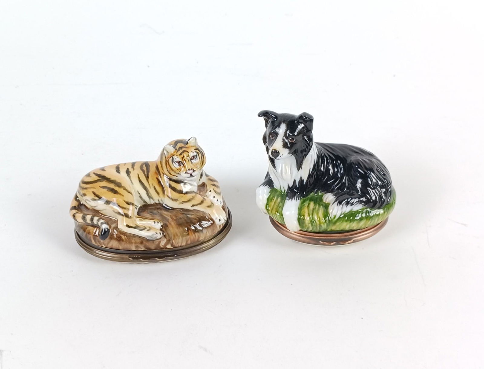 2 Halcyon Days Trinket Boxes (1 of 8)