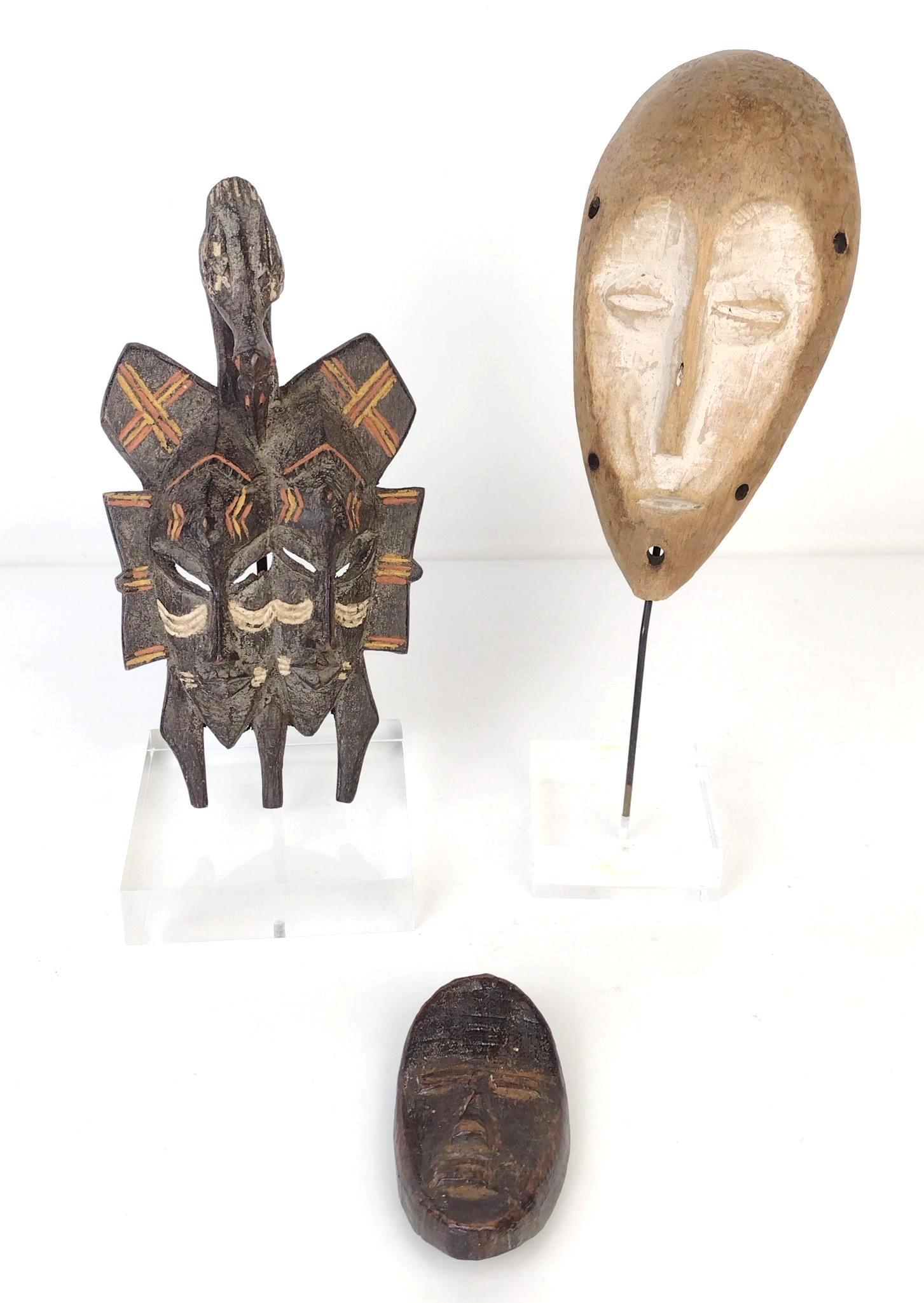 3 Small African Wood Carvings Incl "Bird Twins" (1 of 7)