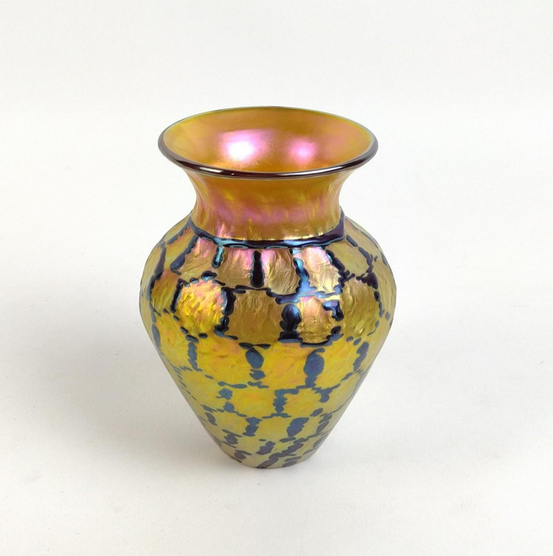 Stephen Lundberg Vase (1 of 2)
