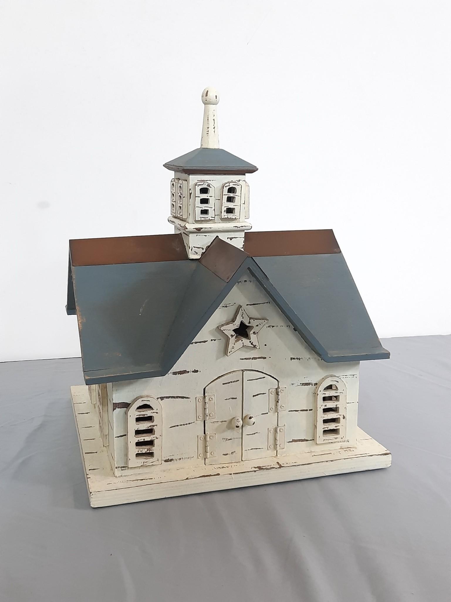 Wood Star Barn Replica (1 of 2)