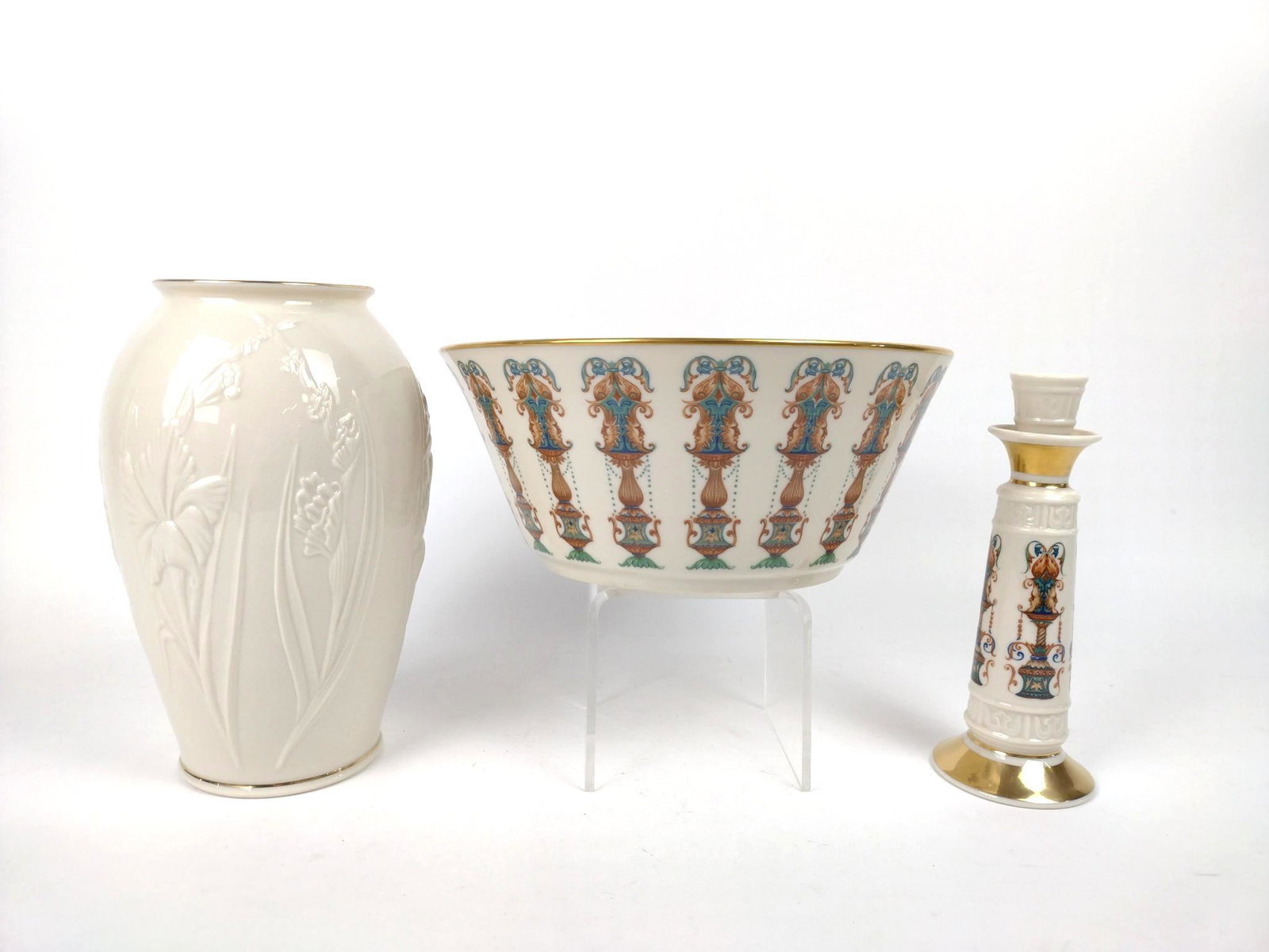 3 Pcs Of Lenox: Bowl 10-1/2" diameter X 4-1/2" high. Vase 5-1/2" diameter 9-1/2" high. MG. IMPORTANT: Before bidding, please read the terms and conditions. When you registered for the auction you agreed to these term
