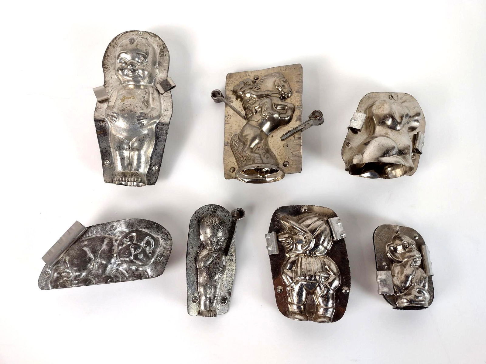 7 Vintage Chocolate Molds Includes Animals and Dolls (1 of 3)