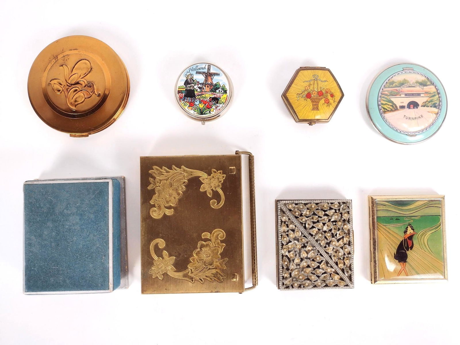 8 Vintage Compacts (1 of 11)