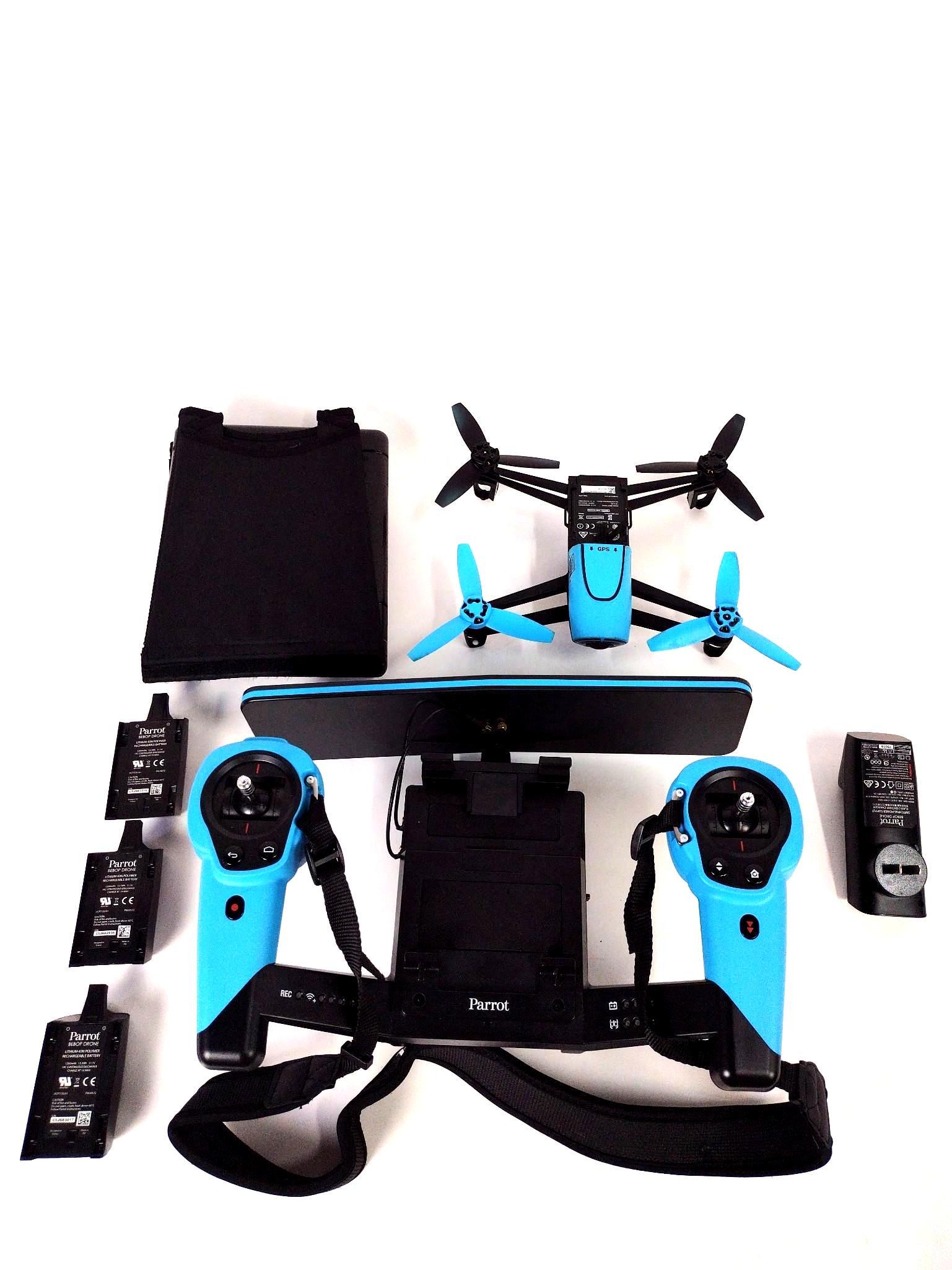 Parrot Bebop Drone: No. ESD-1510159C. All pieces in soft case. EL IMPORTANT: Before bidding, please read the terms and conditions. When you registered for the auction you agreed to these terms and will be required to com