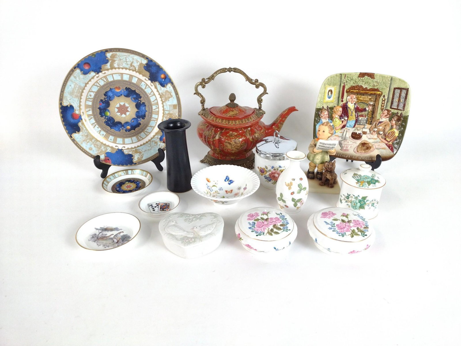 15 Ceramics incl Royal Worcester The Millennium: Also includes Marion Jones hand painted boxes, Hummel and more. NC IMPORTANT: Before bidding, please read the terms and conditions. When you registered for the auction you agreed to these terms and wi