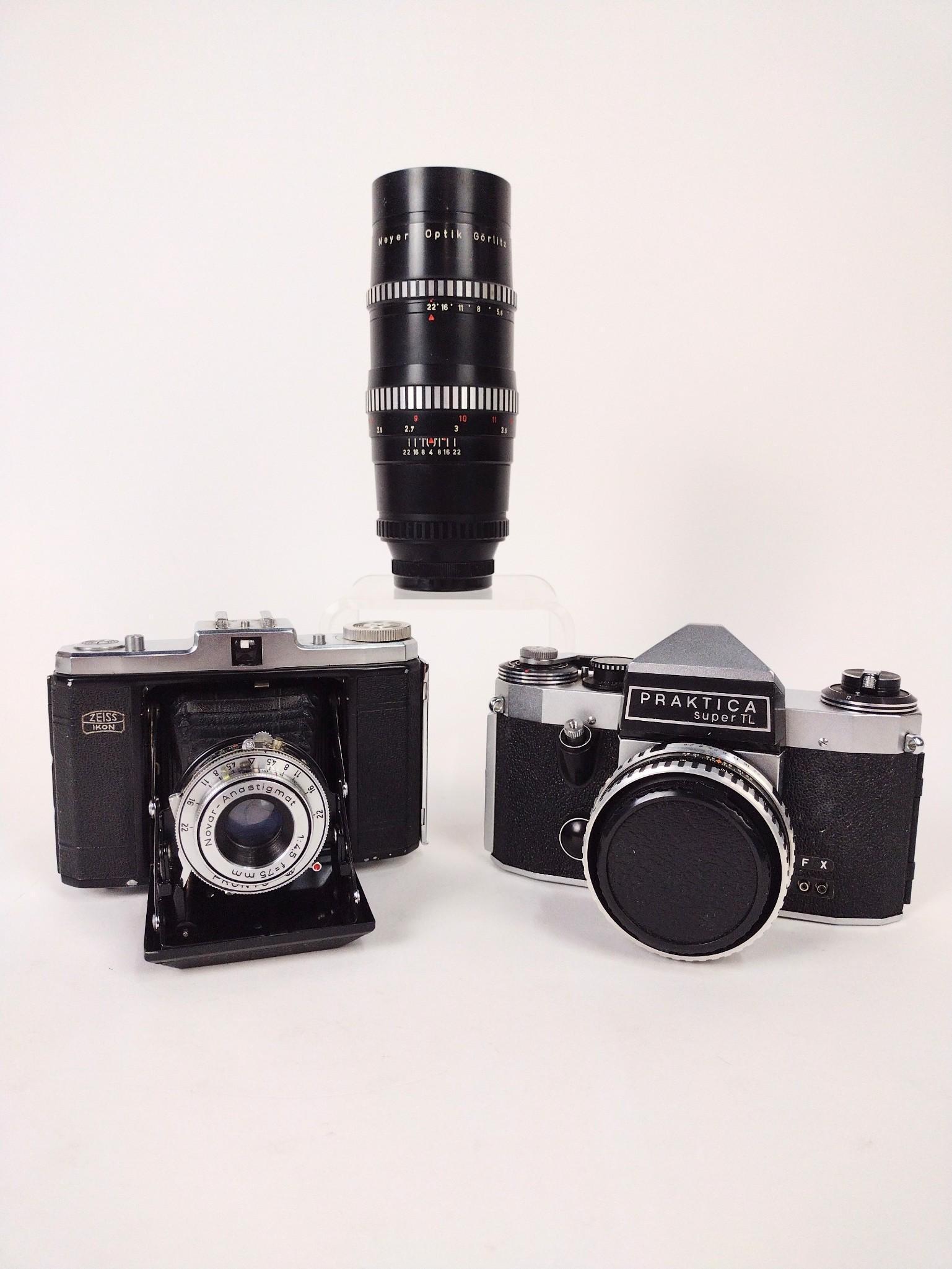 2 Cameras + Lens incl Praktica Super TL (1 of 14)