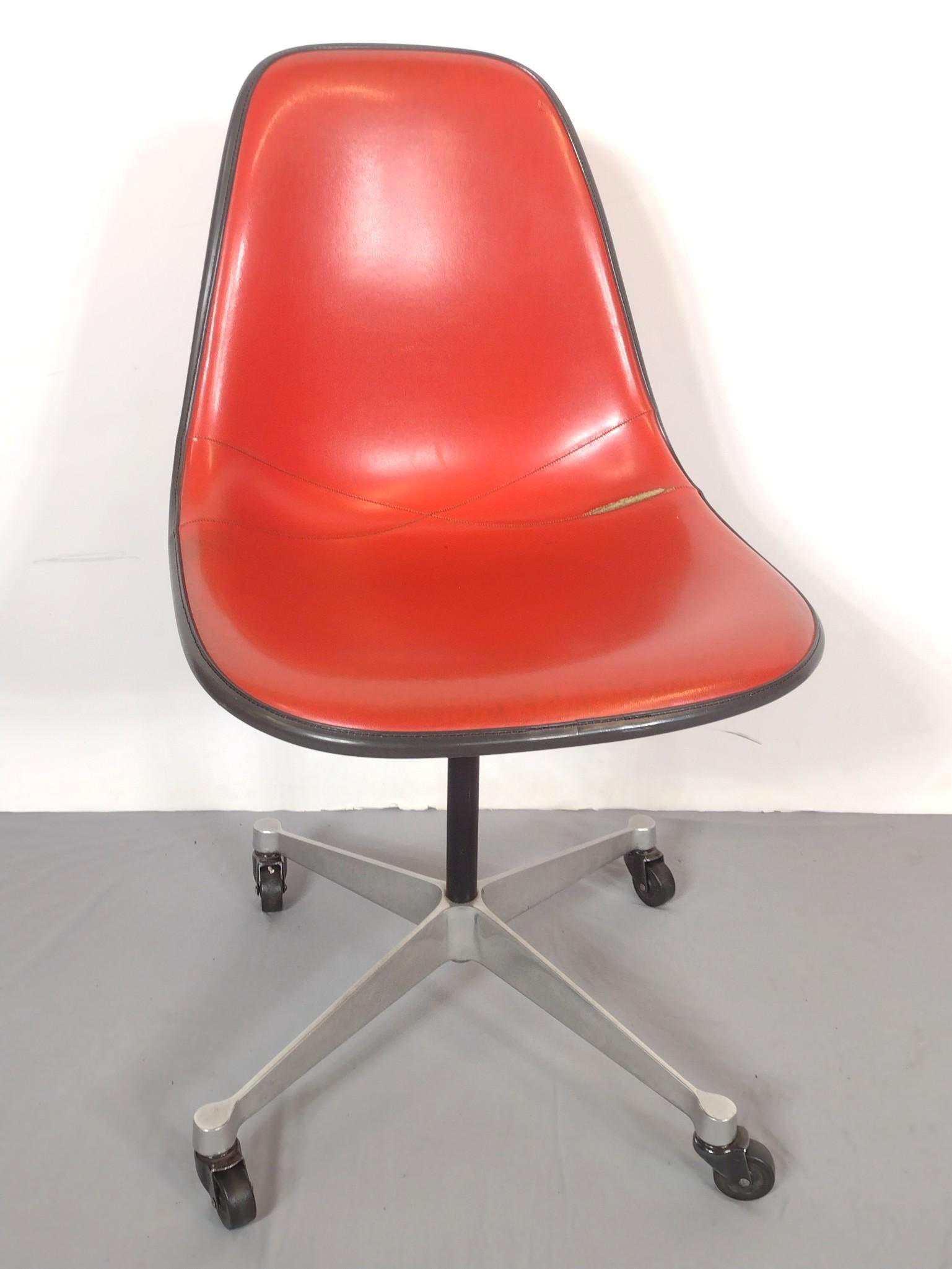 Herman Miller Rolling Chair (1 of 7)