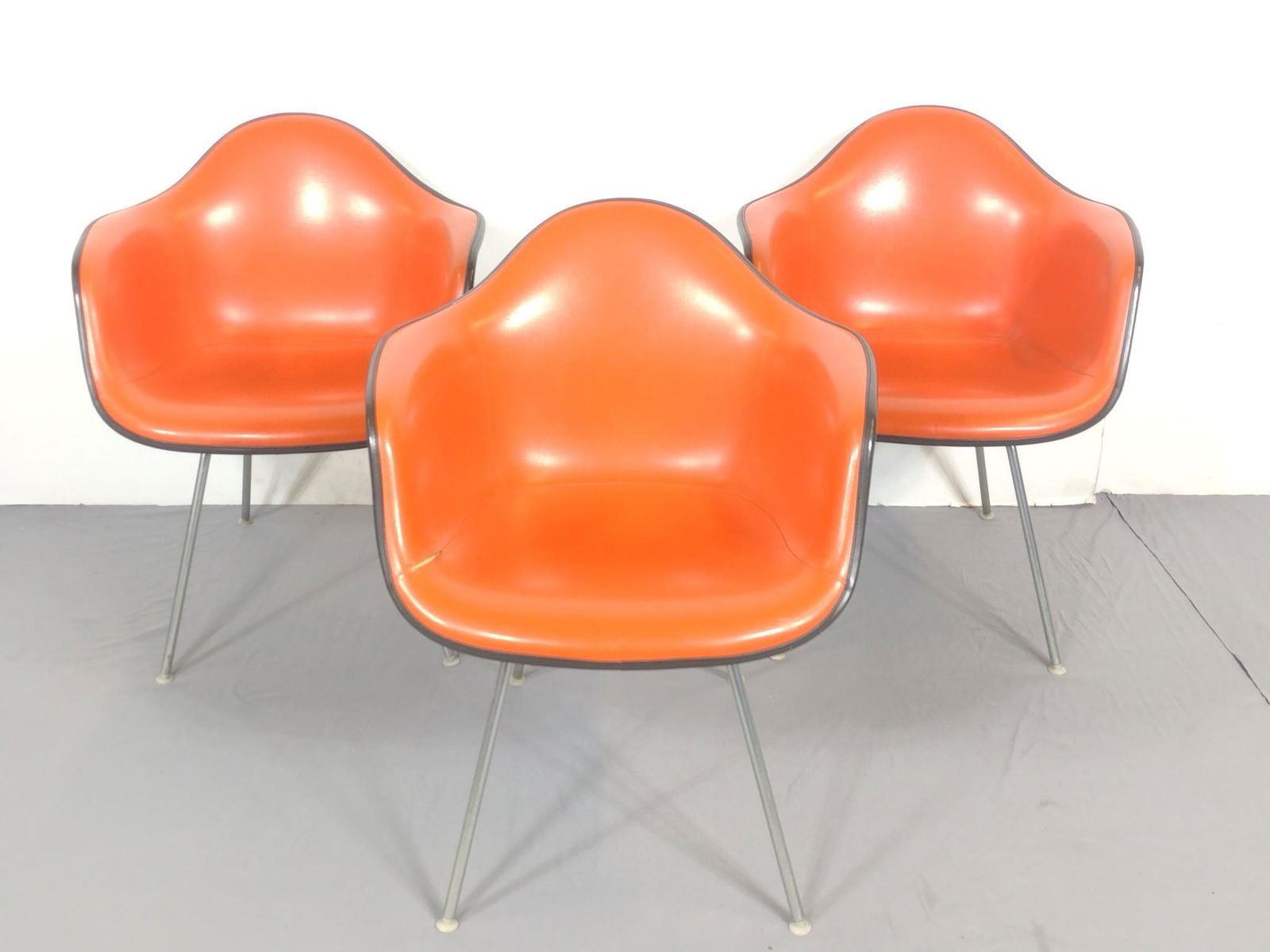 3 Herman Miller Arm Chairs (1 of 8)