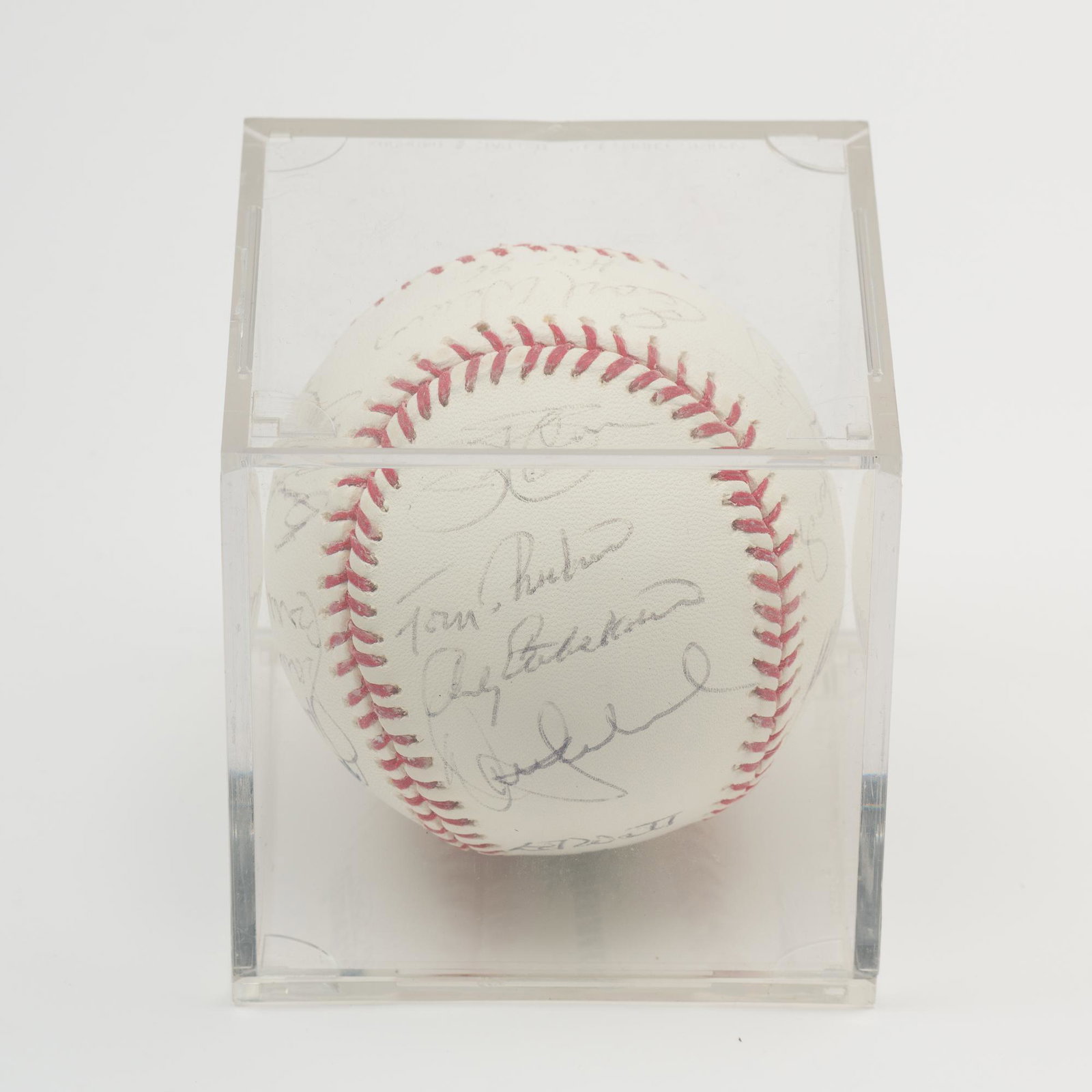 Late 1960s Orioles Baseball With 18 Signatures: Includes F. Robinson (HOF), E. Weaver (HOF), B. Robinson (HOF), and 16 more. AJ/DB IMPORTANT: Before bidding, please read the terms and conditions. When you registered for the auction you agreed to th