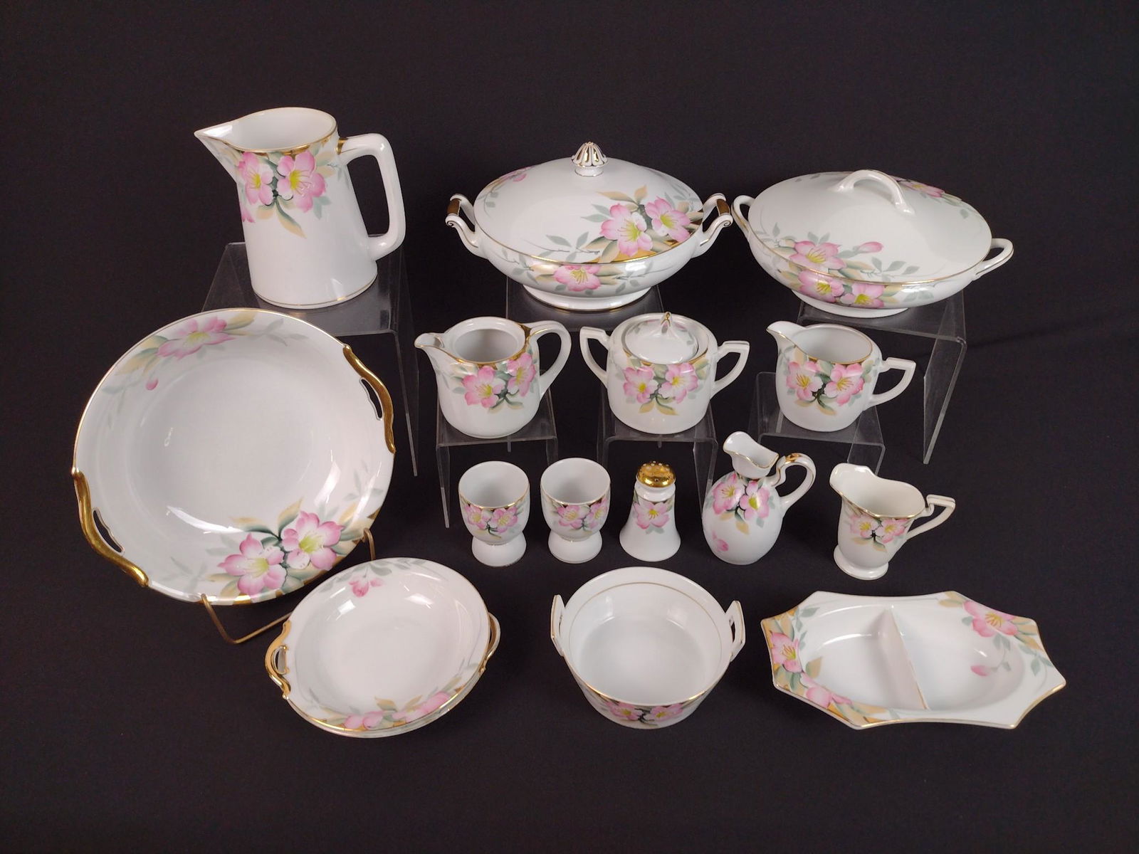 16 Pcs Noritake Azalea incl Tureens (1 of 6)