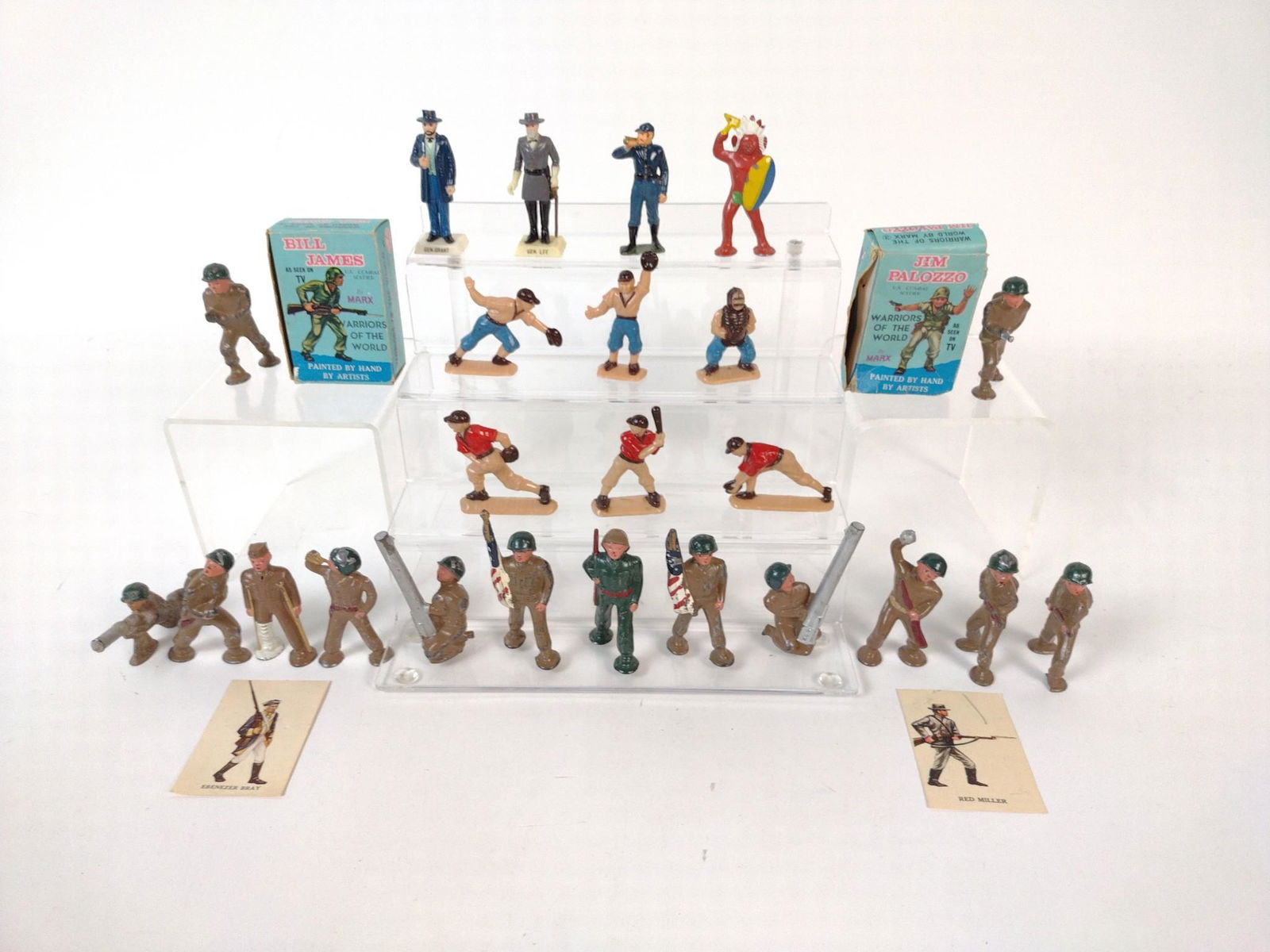 26 Figurines incl Soldiers & Baseball (1 of 8)