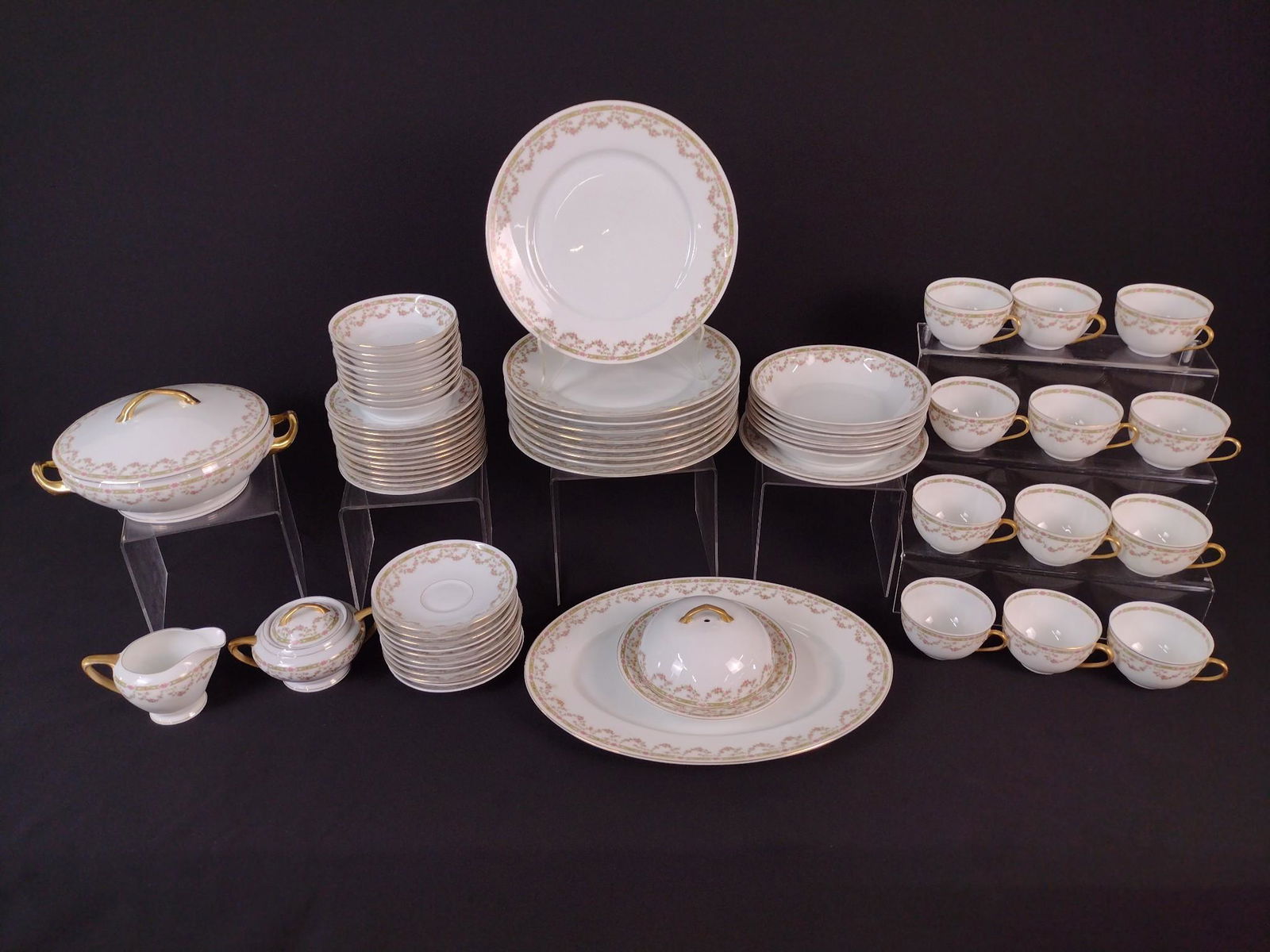 66 Pcs Victoria Austria Dinnerware (1 of 3)