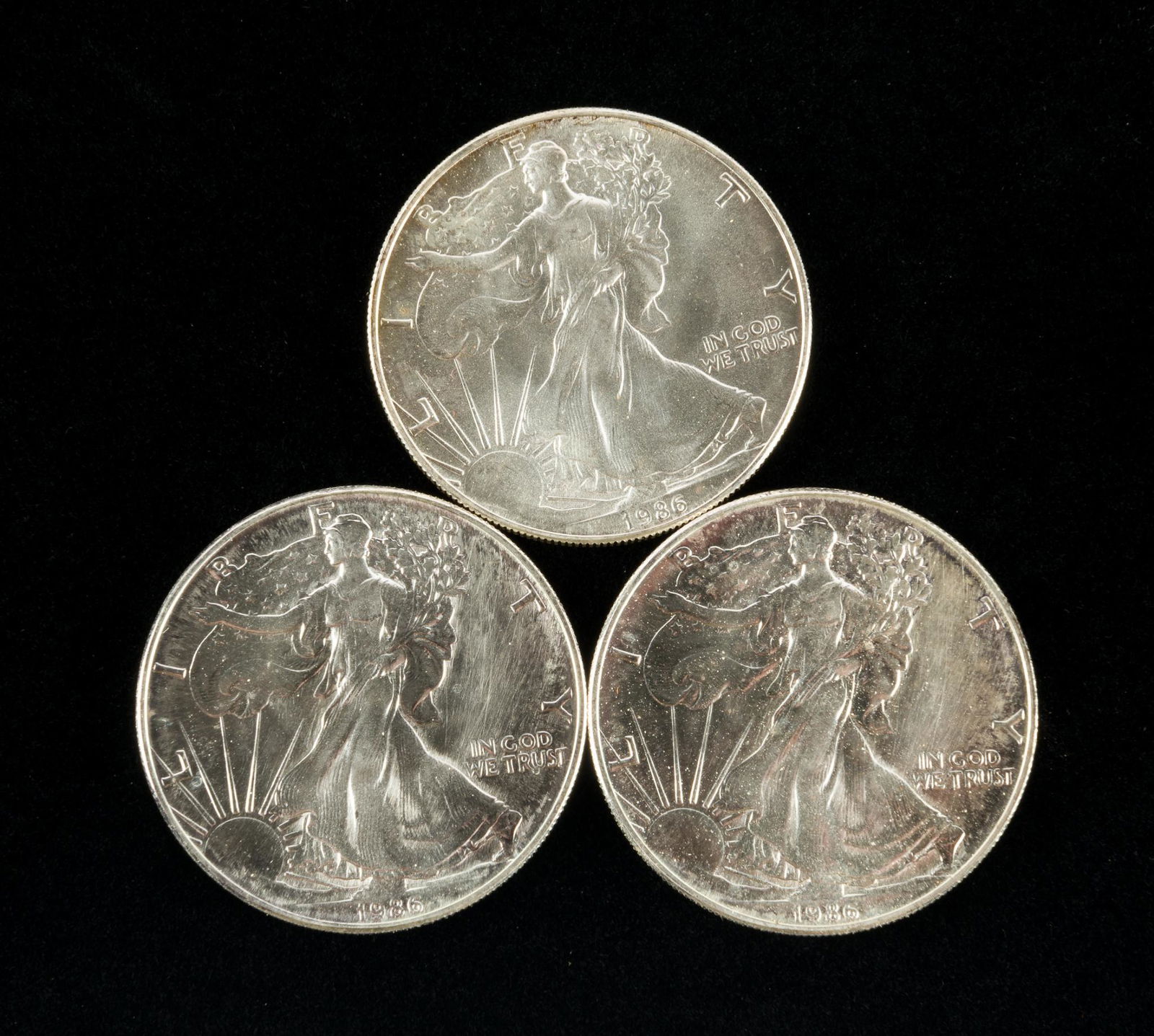 3 1986 American Silver Eagles (1 of 2)