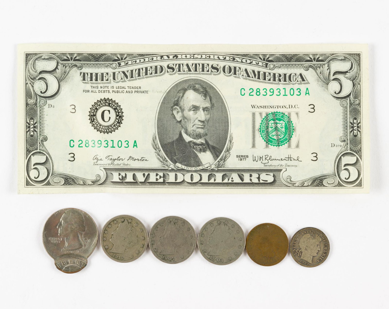 Miscellaneous Currency Lot Incl. 1983 Clipped Planchet Quarter (1 of 5)