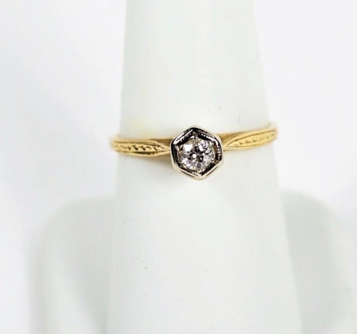 Vintage 14K Gold Diamond Solitaire Ring (1 of 3)